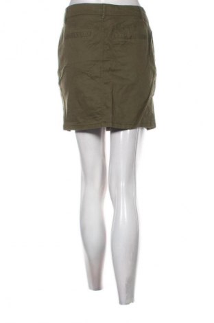 Пола Springfield, Размер S, Цвят Зелен, Цена 2,04 €