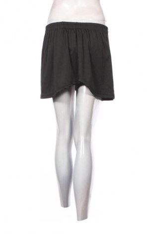 Пола Unbranded, Размер S, Цвят Черен, Цена 2,04 €