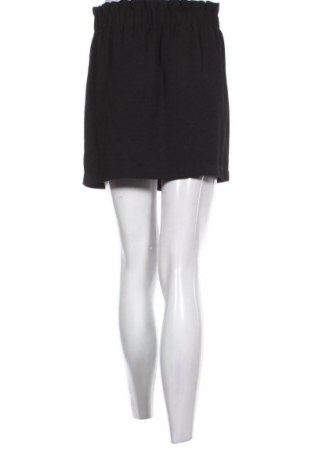 Пола Unbranded, Размер S, Цвят Черен, Цена 3,57 €