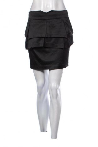 Пола Unbranded, Размер M, Цвят Черен, Цена 2,04 €