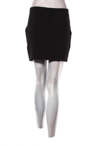 Пола Vero Moda, Размер M, Цвят Черен, Цена 2,04 €