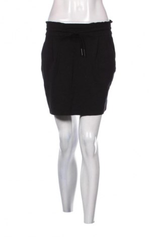 Пола Vero Moda, Размер S, Цвят Черен, Цена 2,04 €