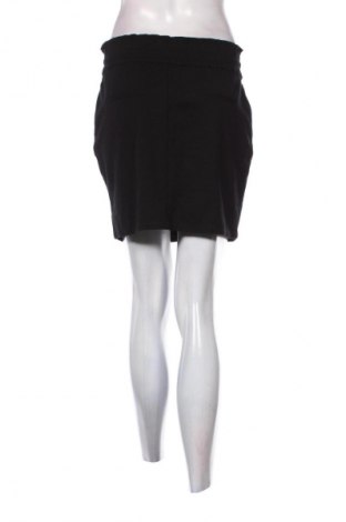 Пола Vero Moda, Размер S, Цвят Черен, Цена 2,04 €