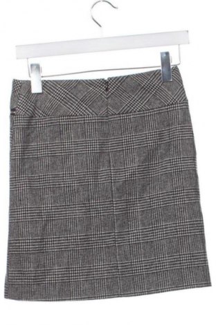 Пола Zero, Размер XS, Цвят Многоцветен, Цена 2,04 €