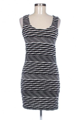 Kleid Amisu, Größe M, Farbe Mehrfarbig, Preis € 1,99