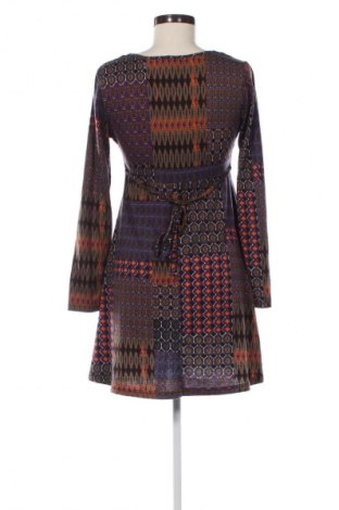 Šaty  Apricot, Velikost M, Barva Vícebarevné, Cena  209,00 Kč