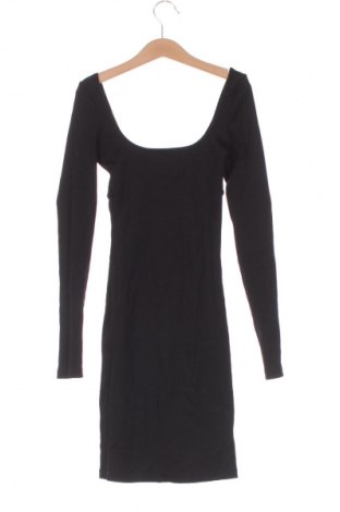 Sukienka Bershka, Rozmiar XS, Kolor Czarny, Cena 30,99 zł