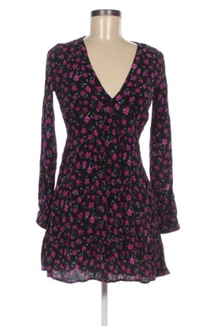 Рокля Bershka, Размер S, Цвят Многоцветен, Цена 9,61 €