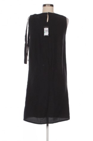 Рокля Burton of London, Размер M, Цвят Черен, Цена 76,69 €