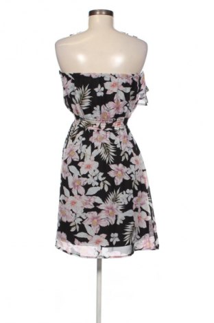 Šaty  Colloseum, Velikost S, Barva Vícebarevné, Cena  79,00 Kč