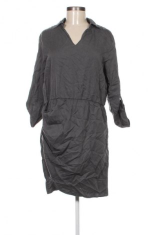 Šaty  Geisha, Velikost S, Barva Šedá, Cena  49,00 Kč