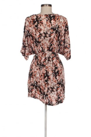 Šaty  Gina Tricot, Velikost M, Barva Vícebarevné, Cena  69,00 Kč