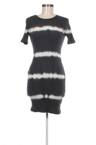 Šaty  H&M Divided, Velikost S, Barva Vícebarevné, Cena  79,00 Kč