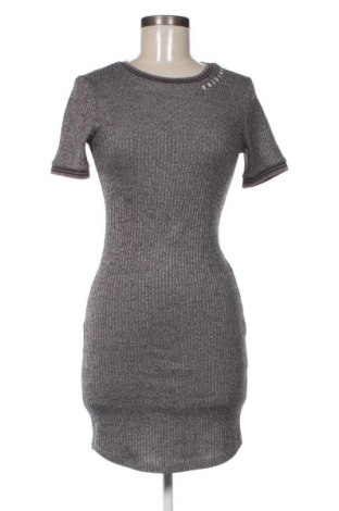 Šaty  H&M Divided, Velikost S, Barva Vícebarevné, Cena  49,00 Kč