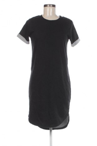 Šaty  Jdy, Velikost S, Barva Černá, Cena  149,00 Kč