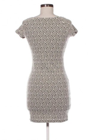 Šaty  Mango, Velikost S, Barva Vícebarevné, Cena  49,00 Kč