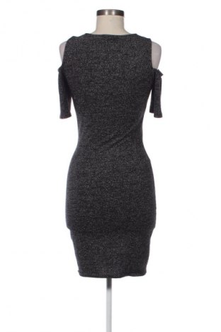 Šaty  ONLY, Velikost S, Barva Vícebarevné, Cena  69,00 Kč