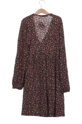 Šaty  Pull&Bear, Velikost XS, Barva Vícebarevné, Cena  59,00 Kč