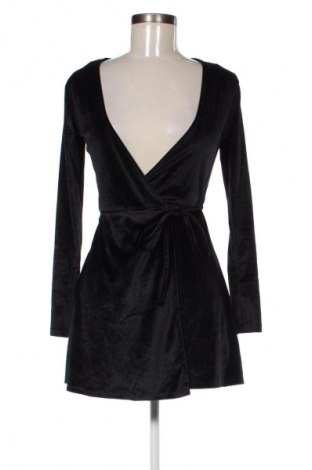 Рокля Pull&Bear, Размер S, Цвят Черен, Цена 2,04 €