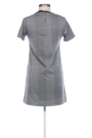 Šaty  Stradivarius, Velikost S, Barva Vícebarevné, Cena  49,00 Kč