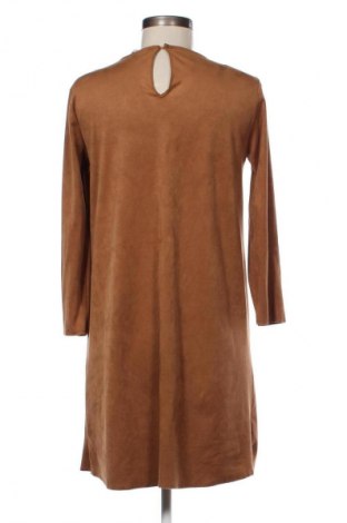 Sukienka Stradivarius, Rozmiar S, Kolor Brązowy, Cena 10,99 zł