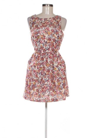 Ruha Stradivarius, Méret S, Szín Sokszínű, Ár 1 509 Ft