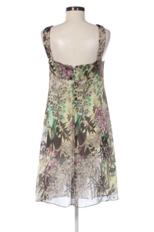 Ruha Taifun, Méret M, Szín Sokszínű, Ár 3 409 Ft