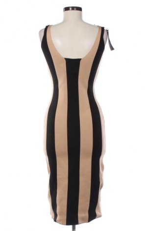 Рокля Trendyol, Размер M, Цвят Многоцветен, Цена 10,73 €