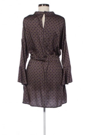 Šaty  Unbranded, Velikost M, Barva Vícebarevné, Cena  629,00 Kč