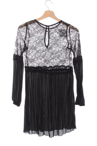 Ruha Unbranded, Méret S, Szín Fekete, Ár 1 279 Ft