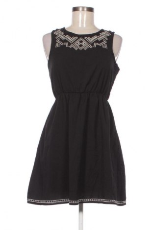 Ruha Unbranded, Méret M, Szín Fekete, Ár 1 359 Ft