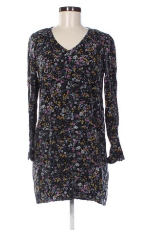 Šaty  VILA, Velikost S, Barva Vícebarevné, Cena  99,00 Kč