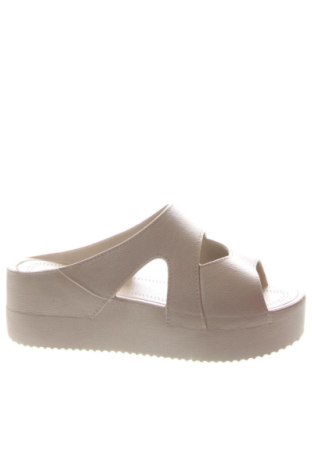 Papuci Unbranded, Mărime 39, Culoare Bej, Preț 135,54 Lei, #136534748