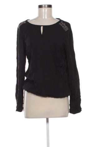 Дамска блуза Vero Moda, Размер L, Цвят Черен, Цена 4,60 €, #136707291
