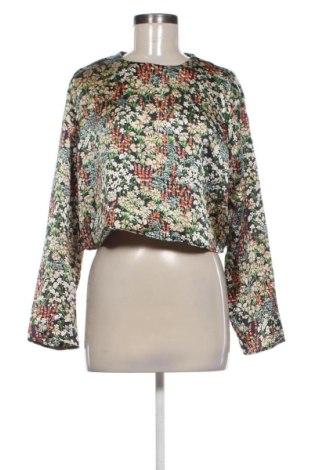 Дамска блуза H&M, Размер M, Цвят Многоцветен, Цена 2,04 €, #136723631