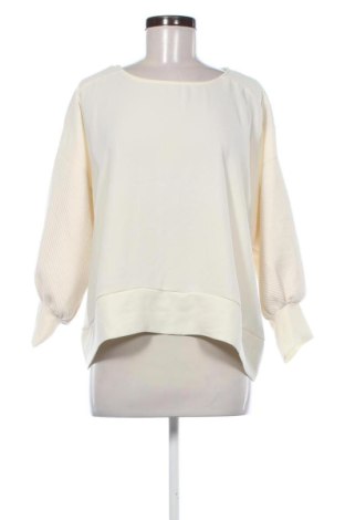 Дамска блуза United Colors Of Benetton, Размер XL, Цвят Екрю, Цена 6,13 €, #136725817