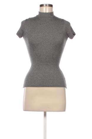 Bluzka damska Zara, Rozmiar XS, Kolor Szary, Cena 53,69 zł, #136745653