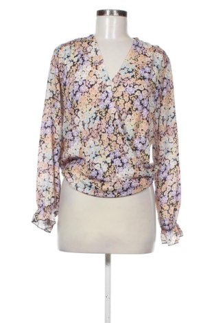 Γυναικεία μπλούζα NEW COLLECTION, Μέγεθος L, Χρώμα Πολύχρωμο, Τιμή 11,99 €, #136776772