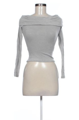 Дамска блуза Pull&Bear, Размер S, Цвят Сив, Цена 9,77 €, #136778585