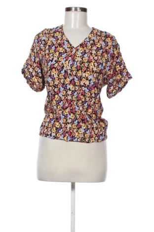 Bluză de femei Vero Moda, Mărime XS, Culoare Multicolor, Preț 41,99 Lei, #136765856