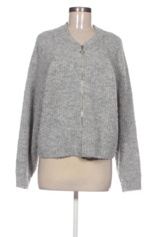 Damen Strickjacke Edited, Größe M, Farbe Grau, Preis 61,99 €