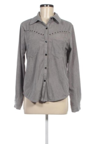 Cămașă de femei Unbranded, Mărime M, Culoare Gri, Preț 33,08 Lei, #136672614