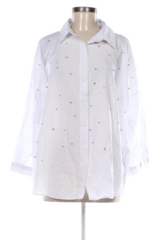 Cămașă de femei Unbranded, Mărime XL, Culoare Alb, Preț 58,99 Lei, #136704191