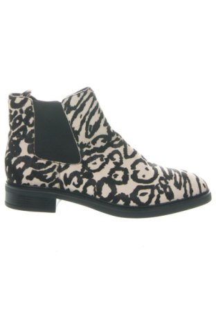 Dámské boty  Calvin Klein, Velikost 39, Barva Vícebarevné, Cena  3 231,00 Kč, #136699174