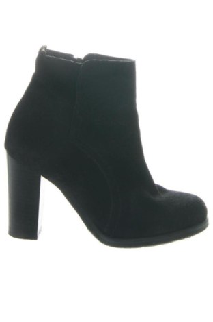 Dámské poltopánky Tommy Hilfiger, Veľkosť 37, Farba Čierna, Cena  56,95 €, #136627793