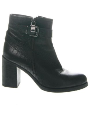 Dámské boty  Unbranded, Velikost 37, Barva Černá, Cena  779,00 Kč, #136739150