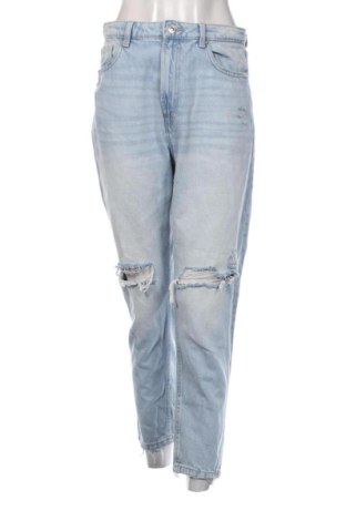 Blugi de femei Bershka, Mărime M, Culoare Albastru, Preț 59,99 Lei, #136709747