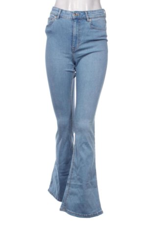 Дамски дънки Pull&Bear, Размер S, Цвят Син, Цена 14,31 €, #136722582