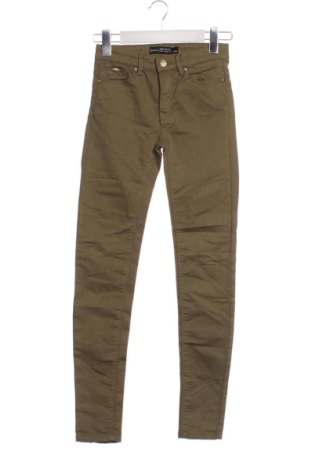 Дамски дънки Stradivarius, Размер XXS, Цвят Зелен, Цена 16,87 €, #136731800