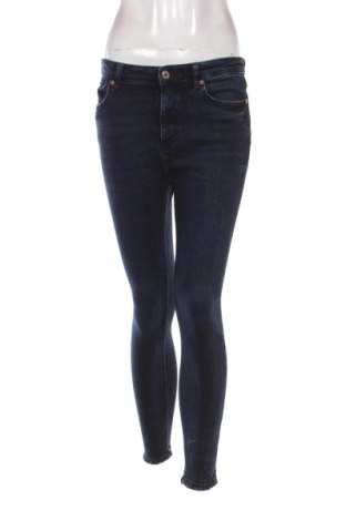 Damskie jeansy Zara, Rozmiar S, Kolor Niebieski, Cena 69,66 zł, #136732780